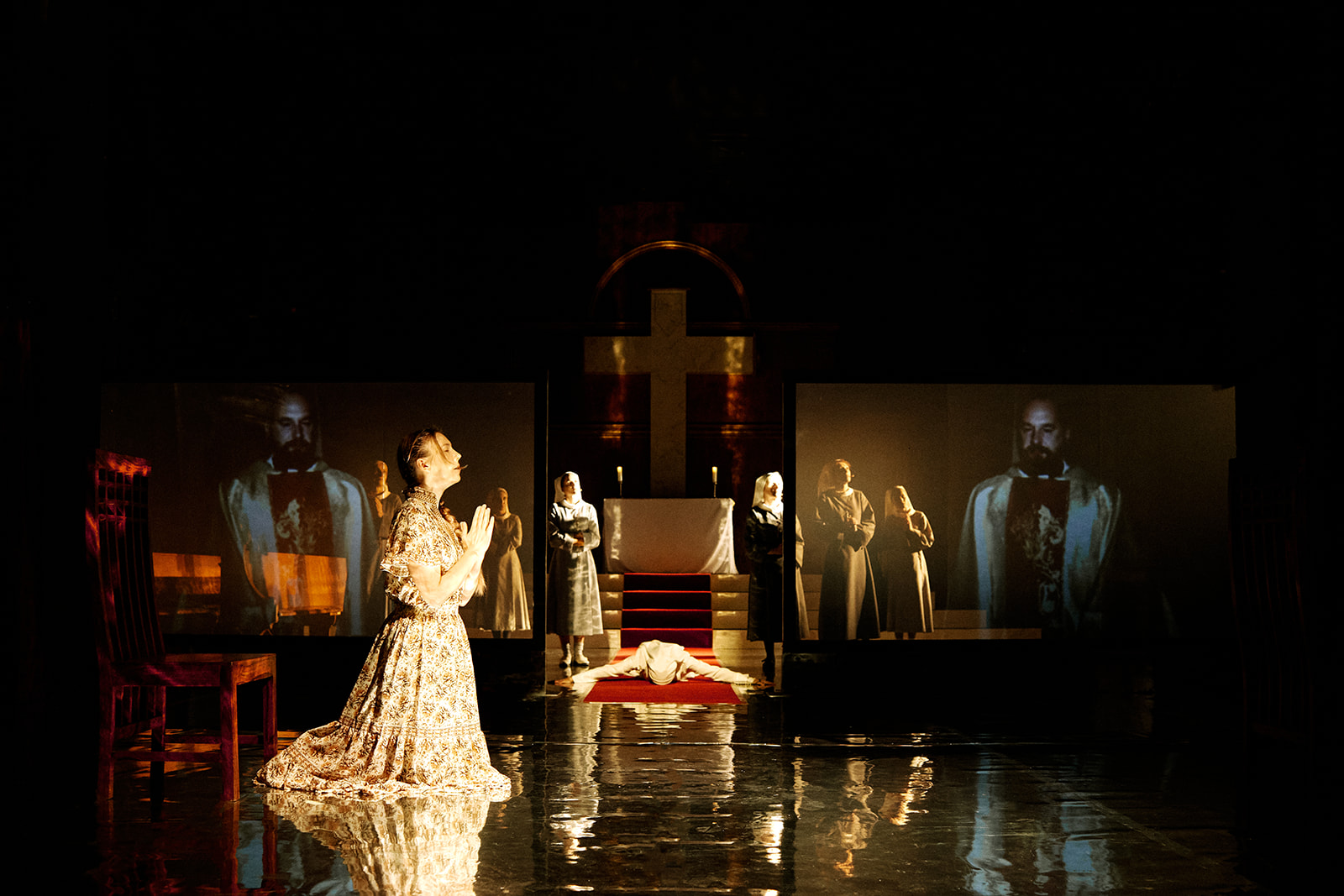 Spektakl "Diabły" Spektakl "Diabły"